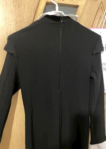 Beyaz Yakalı Siyah Uzun Kollu Elbise - Görsel 6