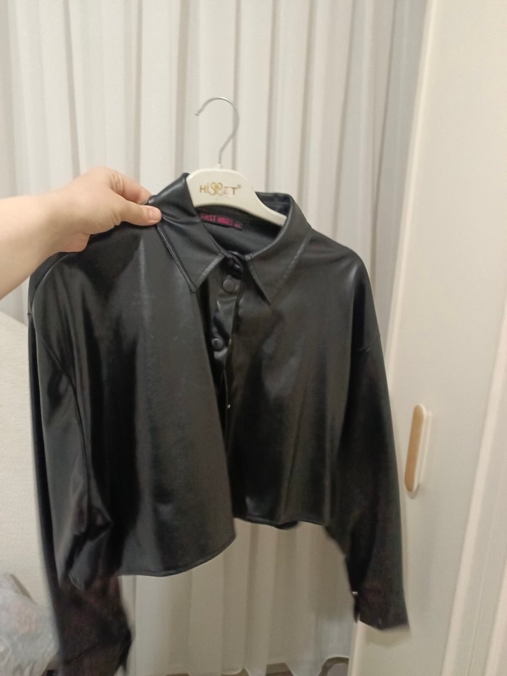 Düğmeli Siyah Deri Kadın Ceket - Görsel 2