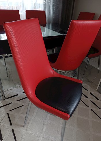 Assortie Çağdaş Siyah Beyaz Puantiyeli Cam Masa mutfak masa takımı