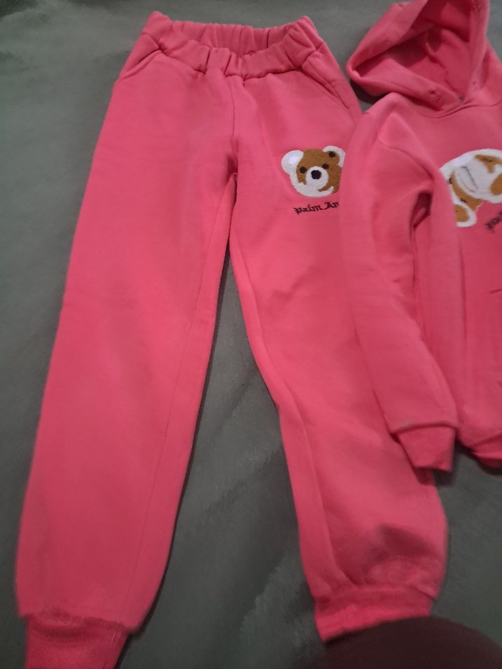 Kız Çocuk Pembe Peluş Detaylı Eşofman Takımı - Görsel 4