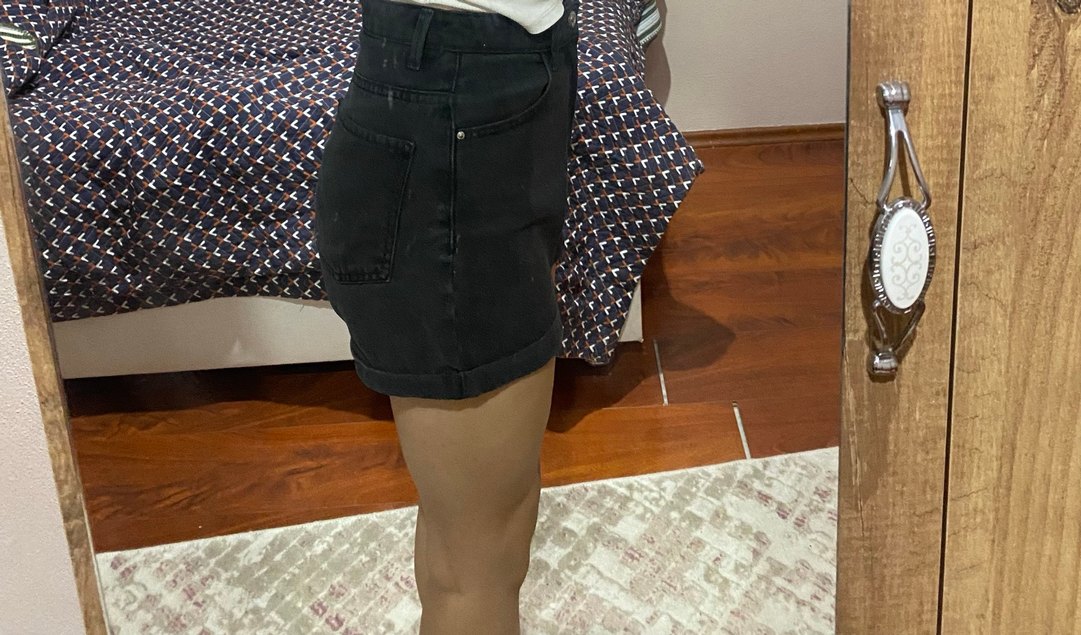 Kadın Siyah Mini Kot Şort Tokalı - Görsel 2