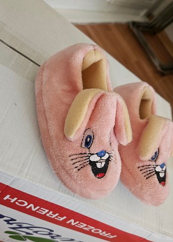 Nakışlı Pembe Kız Çocuk Ev Terliği - Görsel 2