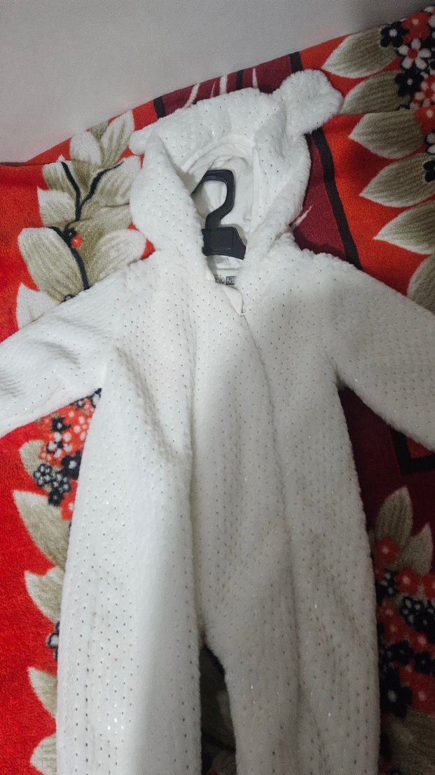 Kapüşonlu Beyaz Bebek Tulumu astronot - Görsel 3