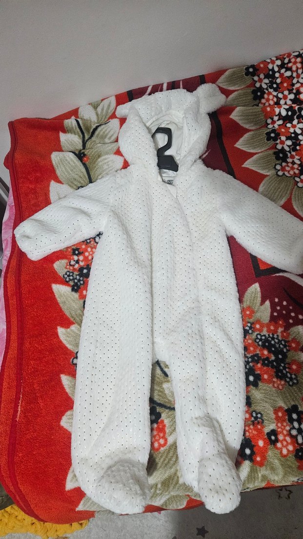 Kapüşonlu Beyaz Bebek Tulumu astronot - Görsel 4