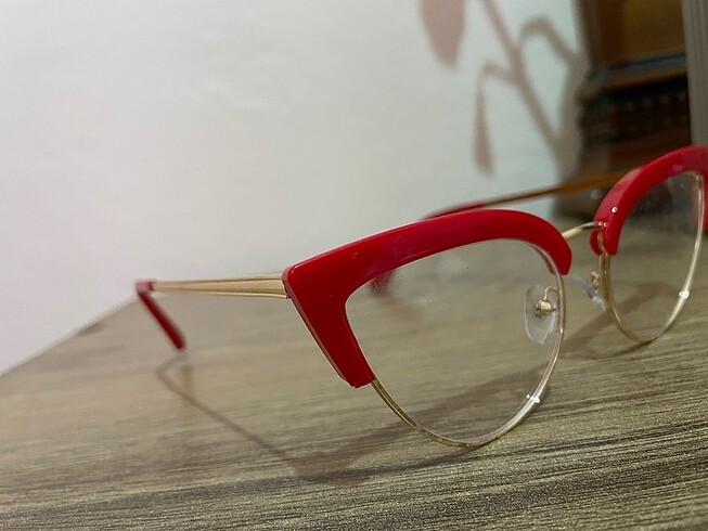Beden Optik gözlük