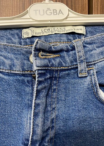 Çizgili Kemerli Mavi Kadın Kot Pantolon LCW - Görsel 3