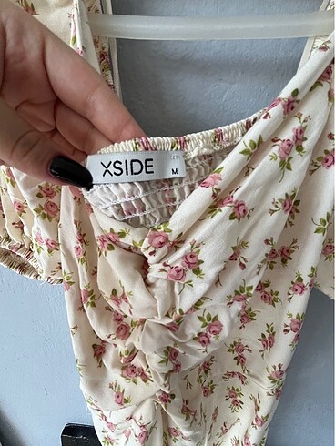m Beden beyaz Renk LC Waikiki Çiçekli Elbise