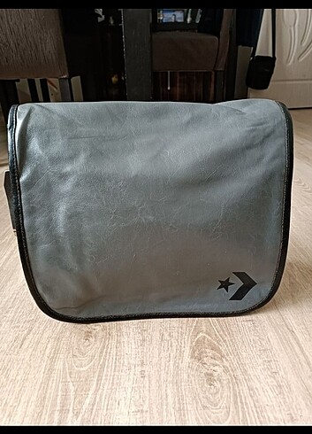 Sıfır Converse postacı çanta 