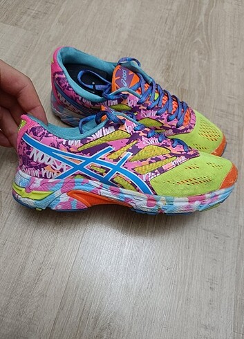 Asics Orjinal asics koşu yürüyüş ayakkabısı 37