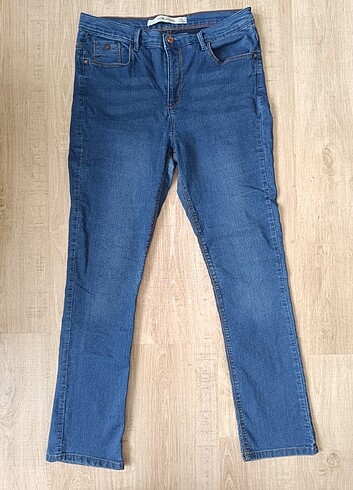 Sıfır gibi LCW likralı kot jeans 32/30
