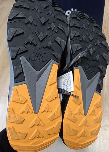 Sıfır orjinal Reebok Outdoor waterproof 45 - Görsel 7