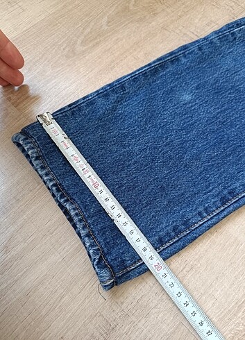 32 Beden mavi Renk Orjinal Levi's 501 jeans 32 beden