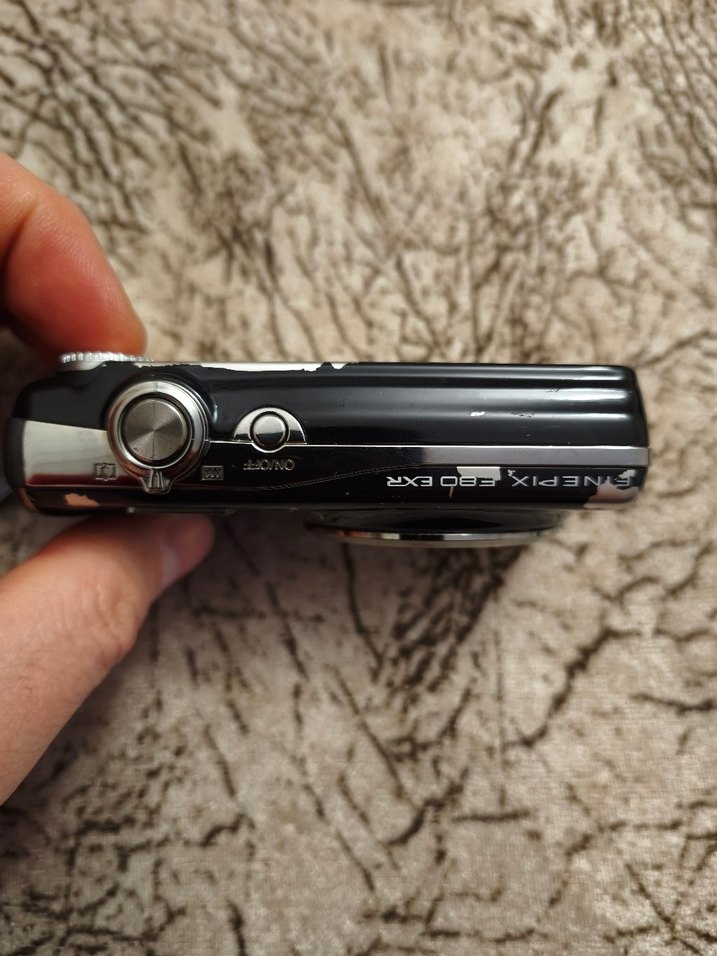 Fujifilm Finepix F80 EXR - Görsel 2