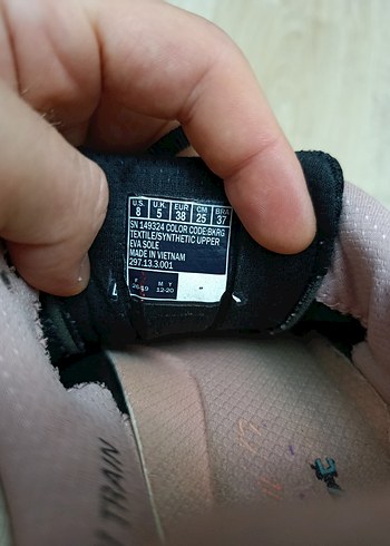 38 Beden siyah Renk orjinal Skechers koşu yürüyüş ayakkabısı 38
