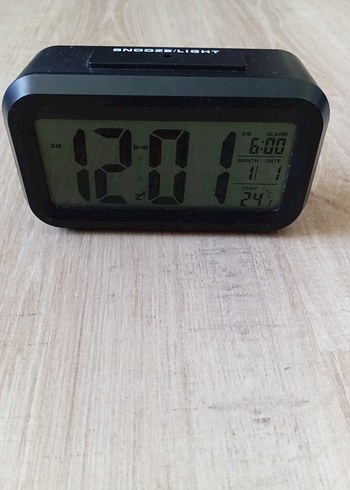 Beden Siyah LCD Dijital Masa Saati