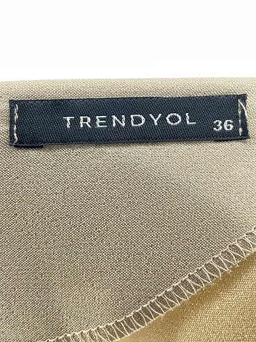 36 Beden çeşitli Renk Trendyol & Milla Kısa Elbise %70 İndirimli.