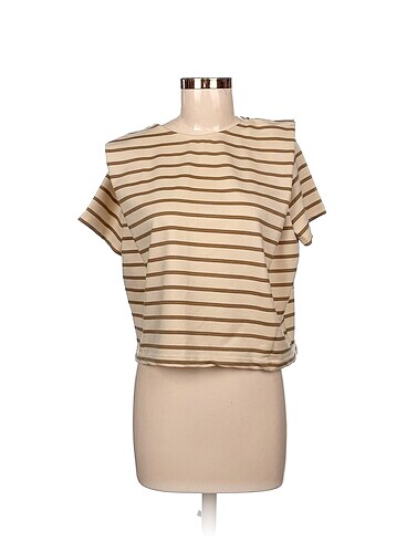 Diğer T-shirt %70 İndirimli.