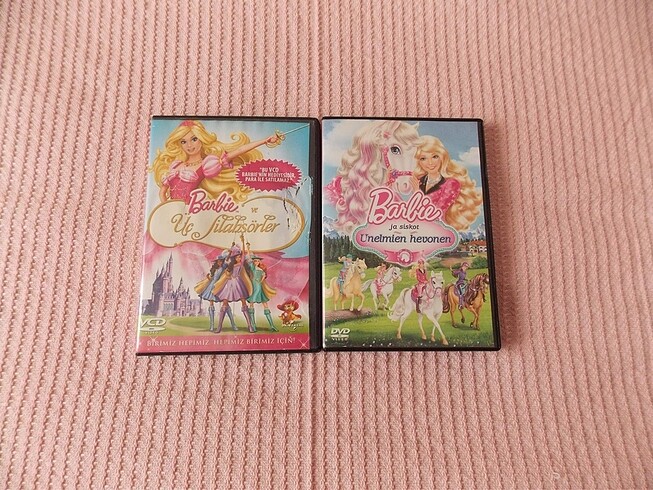 Barbie Üç Silahşörler - At Binicilik Okulu DVD