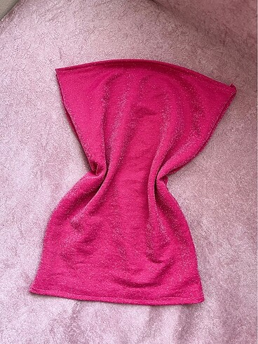 Zara Pembe straplez crop