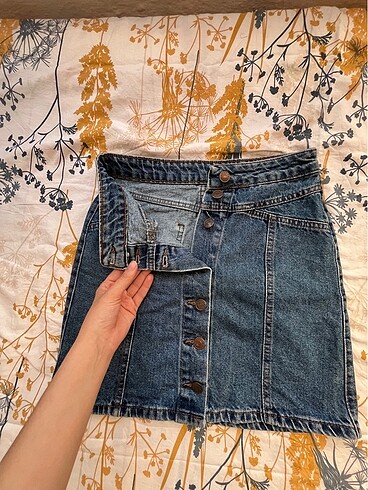 Bershka Yüksek bel kot şort