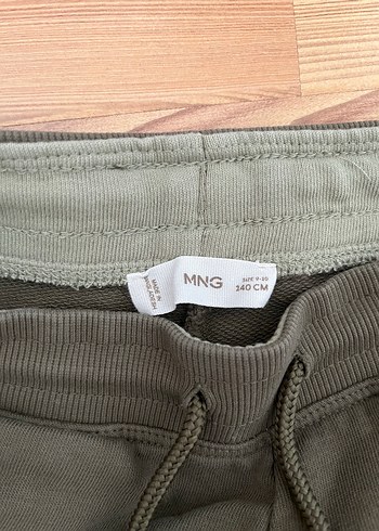 Yeşil Erkek Rahat Kesim Şort - Görsel 2