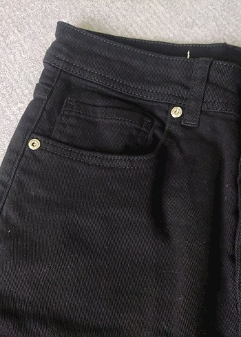 Erkek Siyah Midi Denim Bermuda Şort - Görsel 2