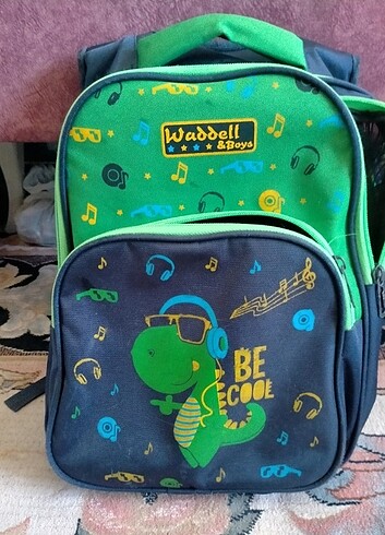 Beden Renk OKUL ÇANTASI ERKEK ÇOCUK