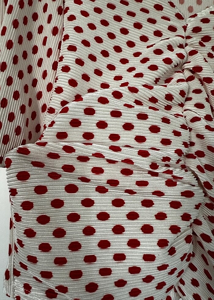 Mudo vatkalı görünümlü puantiyeli gömlek bluz - Görsel 4