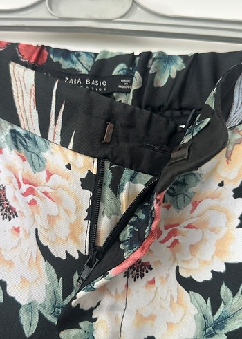 Zara Çiçek Desenli Salaş Midi Kadın Kumaş Pantolon S beden - Görsel 4