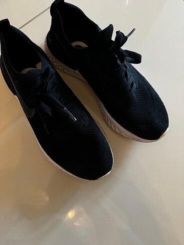 Nike kadın spor ayakkabı