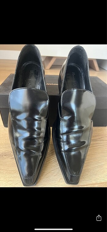 39 Beden siyah Renk Massimo dutti parlak deri ayakkabı