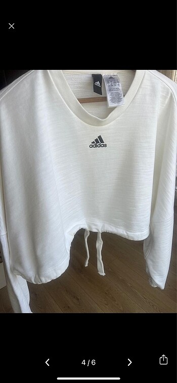 l Beden beyaz Renk Adidas beyaz crop sweatshirt hoodie