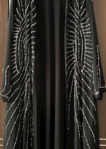 İşlemeli Siyah Uzun Kollu Uzun Elbise - Görsel 3