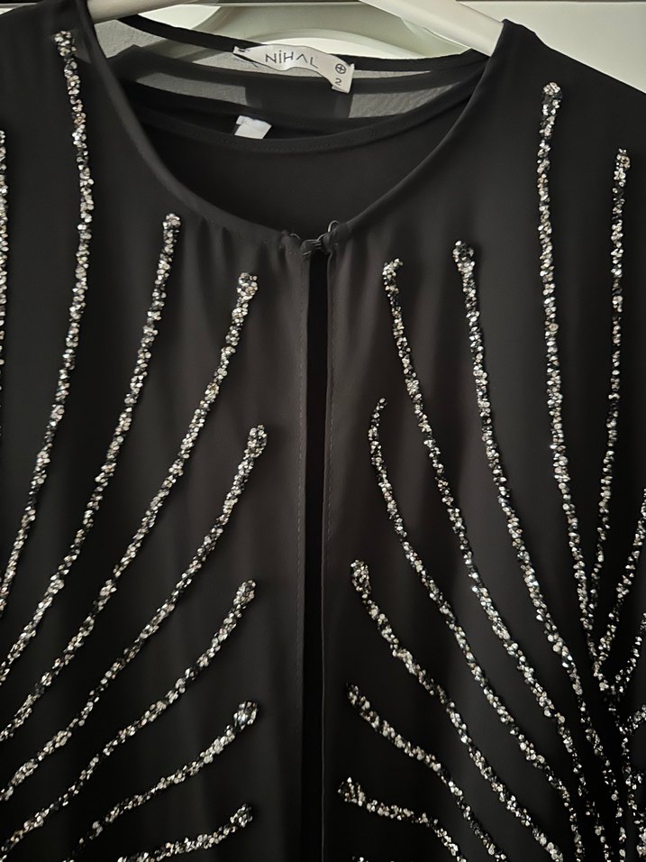 İşlemeli Siyah Uzun Kollu Uzun Elbise - Görsel 4