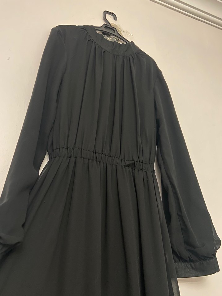 Uzun Siyah Pilili Gotik Elbise - Görsel 2