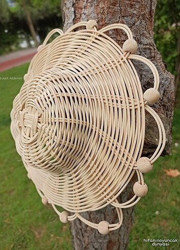 Rattan Boncuklu Duvar Şapkası 