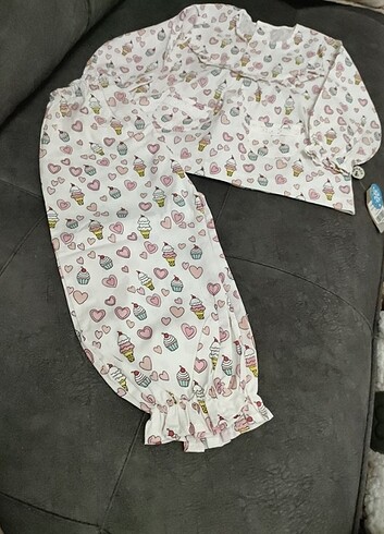 2 Yaş Beden Kız bebek alt üst eşofman takımı 