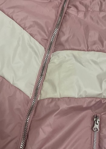 Pembe Yüksek Yakalı Kadın Mont - Görsel 4