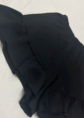 Siyah Mini Şort Fırfırlı Rahat Kesim - Görsel 2