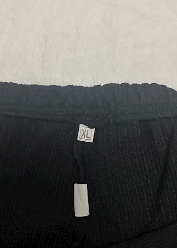 Siyah Mini Şort Fırfırlı Rahat Kesim - Görsel 3