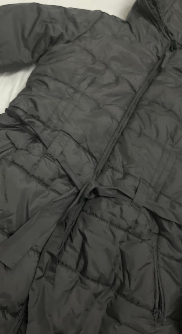 Kemerli Siyah Kadın Uzun Kışlık Mont - Görsel 4