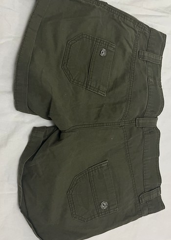 Düğmeli Haki Kamuflaj Mini Şort - Görsel 5