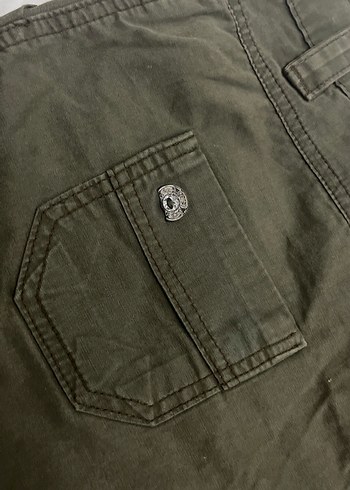 Düğmeli Haki Kamuflaj Mini Şort - Görsel 6