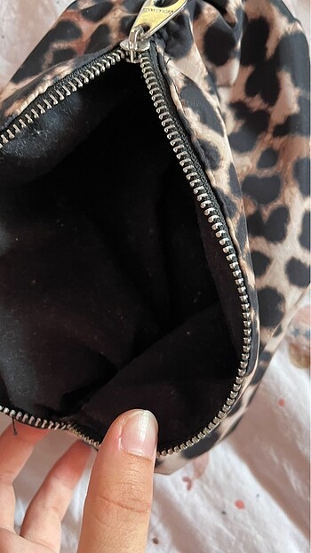 Stradivarius stradivarius leopar makyaj çantası