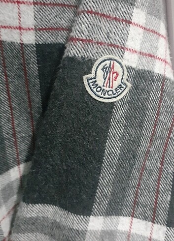 Moncler oduncu gömlek 