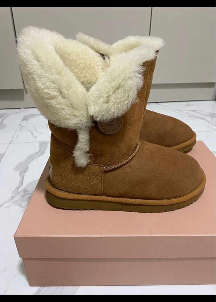 Hakiki deri Pegia bot - Görsel 4