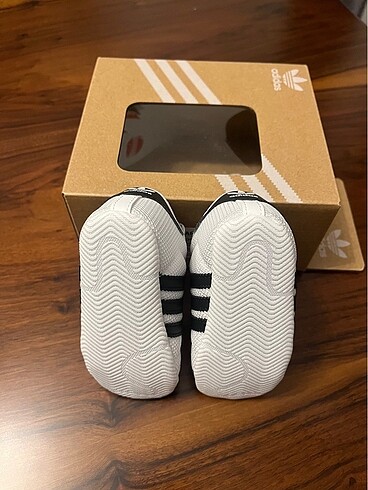 19 Beden beyaz Renk Adidas bebek ilk adım ayakkabısı & patik