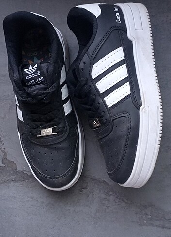 Adidas Siyah beyaz spor ayakkabı günlük