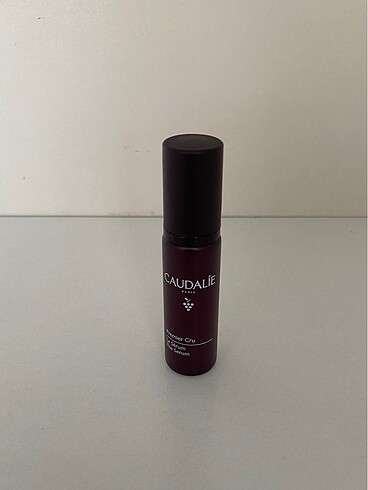 Caudalie Premier Cru Yaşlanma Karşıtı Yüz Serumu 10 ml