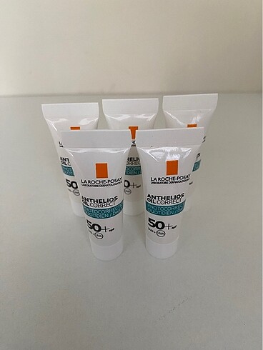 La Roche Posay Anthelios Oil Correct spf50+